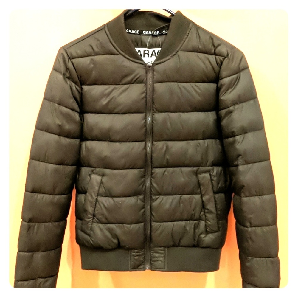 Light jacket olive green bomber with bag size s